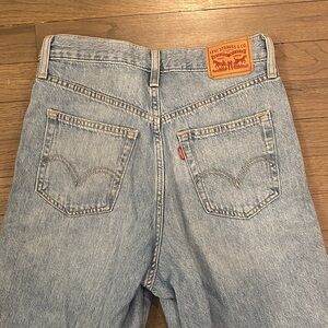 Levi’s Hugh Wasted Straight 27